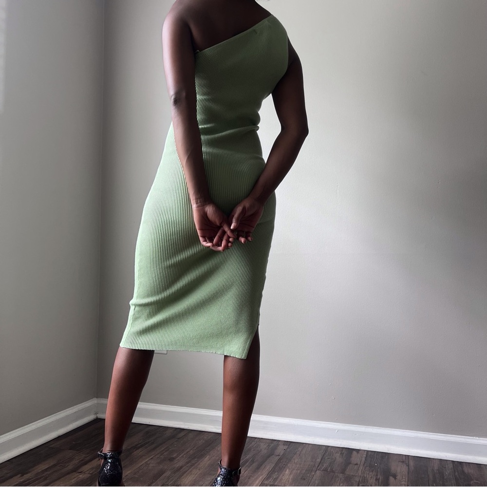 Key Lime 1-Shoulder Ribbed Knit Bodycon - Picture 3 of 4